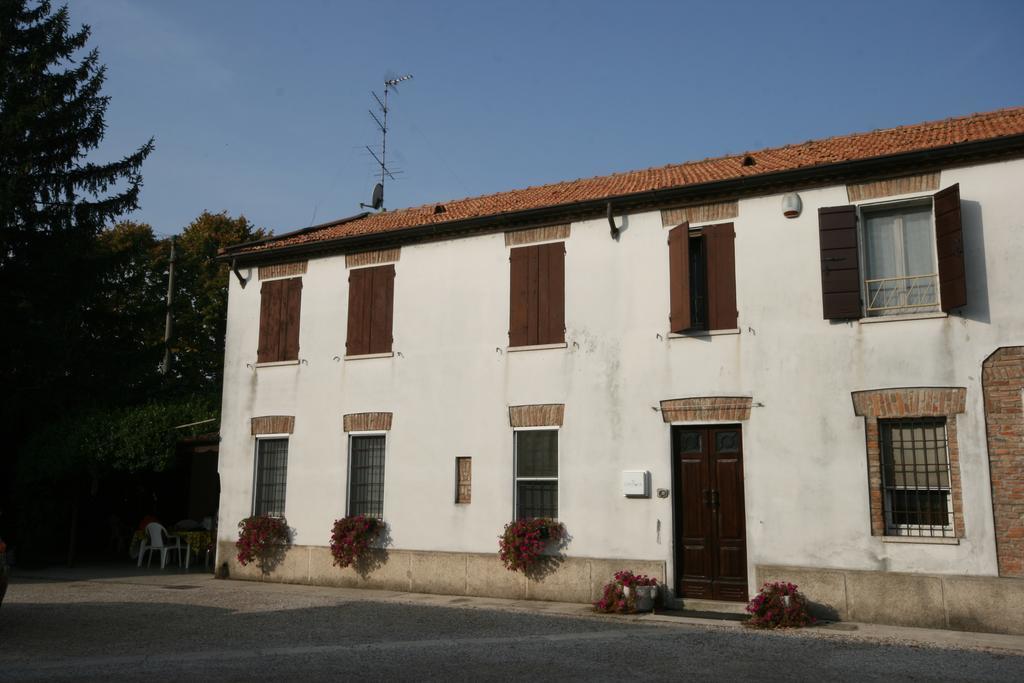 Corte Posta B&B Mantua Exterior foto